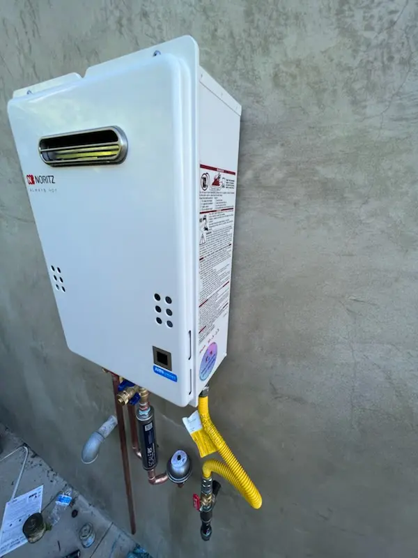 Tankless water heater installation for Bearwallow homes